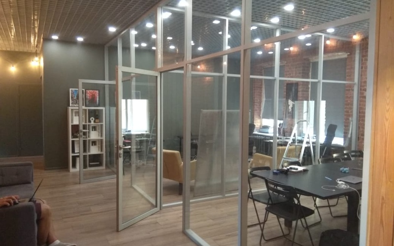 Звукоизоляция переговорной комнаты в офисе г. Санкт-Петербург